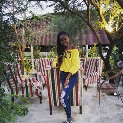 J_Cyntah's profile picture.