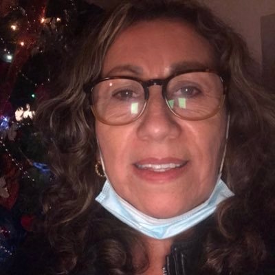 ElizabethPeaRi2's profile picture. Amistad