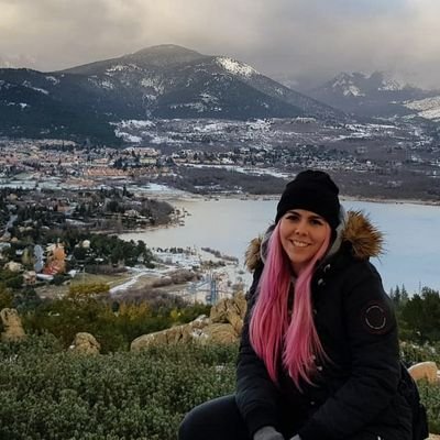 Graduada en Traducción e Interpretación en la Universidad Europea de Madrid