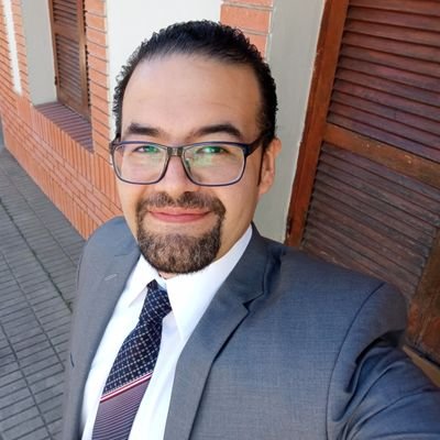 Prof. en Educación Tecnológica, Tec. Electrónico, Técnico en Sistemas de Información.
Ist es Zeit für uns zu gehen 🔱, Wenn es am Schönsten ist⚜