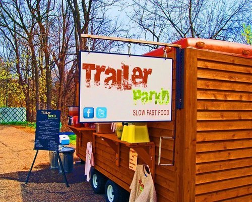 Trailer Park'd, Slow Fast Food is LOCALLY SOURCED street food made with an emphasis on preservation techniques. http://t.co/lHIb6ebQqJ
#lovelansing #mittenlove