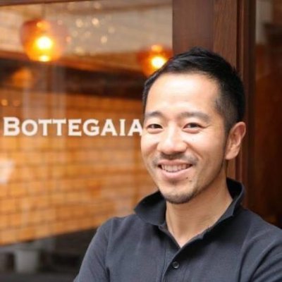 編集担当キクチです!YouTubeチャンネル「Aosトラットリア〜青池のオッティモな食卓」
富山県出身のソムリエ青池と同級生ヤスイが楽しくお料理をお届けしています
厳選ワインと食材たち:https://t.co/DAvslErX64