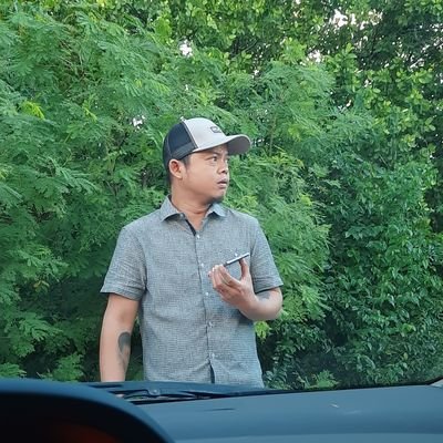 springlane01's profile picture. 