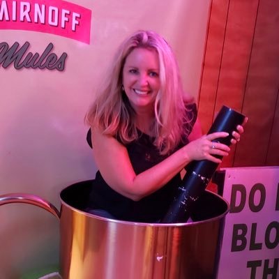 KathyBrandow's profile picture. Believer, Wife, Mom, Nurse, Hawkeye