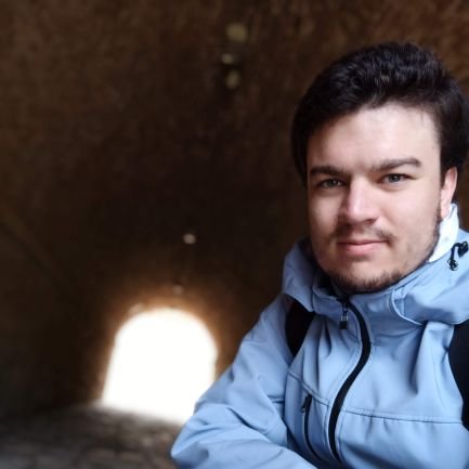 chinosuppo's profile picture. Docente. Futuro Politólogo. Hincha de Racing y Bielsa. Peronista.