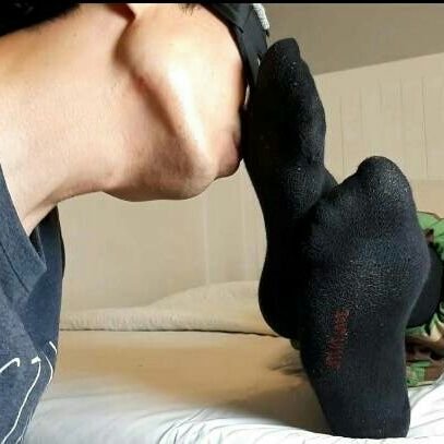 Ys9iWZeLhHGTQ67's profile picture. I like socks