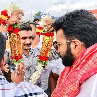 bramawar's profile picture. ಕರ್ನಾಟಕ ರಕ್ಷಣಾ ವೇದಿಕೆ ( ಕನ್ನಡಿಗರ ಸಾರಥ್ಯಾದಲ್ಲಿ ) 

ರಾಜ್ಯ ಪ್ರಚಾರ ಸಮಿತಿ ರಾಜ್ಯ ಪ್ರಧಾನ ಕಾರ್ಯದರ್ಶಿ --------------------