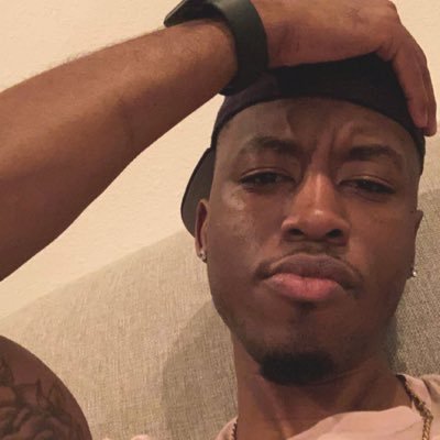 Cuffyourchick1's profile picture. living life