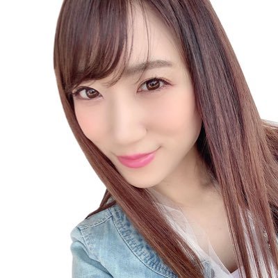岩下莉子(いわしたりこ)