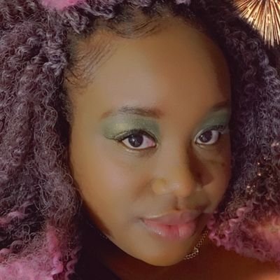 JUST_M3M3's profile picture. Focused & Determined to become a better Photographer. Follow me on instagram: @totally_toytoy and @mz_royalpearl