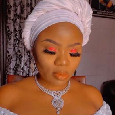 AyadiAyomikun's profile picture. Psychology graduate 🎓🎓 I am a psychoanalyst. 👠👗 God is everything 🙏 cc @whisperingthoughts__ CEO @ayomisdecor @ayomis_cuisine on Instagram