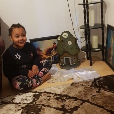 Emanuel93899635's profile picture. 