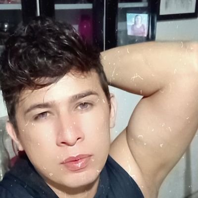 AmorasNatan's profile picture. Nada a declarar