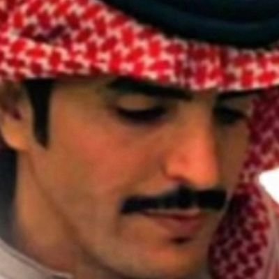 يوماً ما سأبتسم لك بعفوية، تلك الإبتسامة التي أهديها.للغرباء دائماً ..!