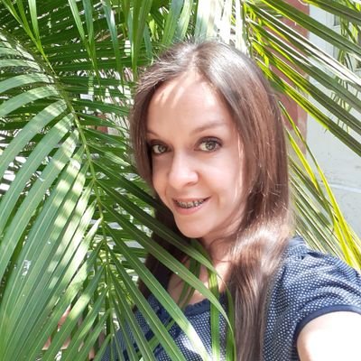 Maestra, enamorada de mi rol. 100% Caraquista ¡Venezolana orgullosísima!