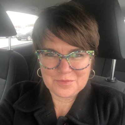 Over 50 and sick of the shit, perpetually horrified by stupid, uninformed #morans who don’t know the difference between your and you’re.
