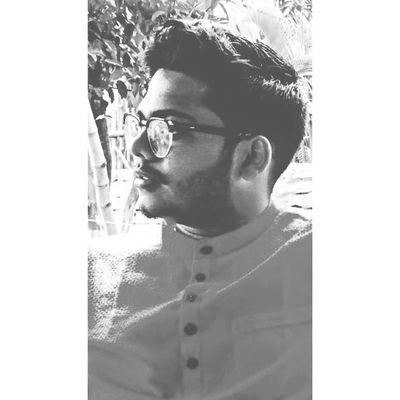 i_am_debojit08's profile picture. live life work from passion