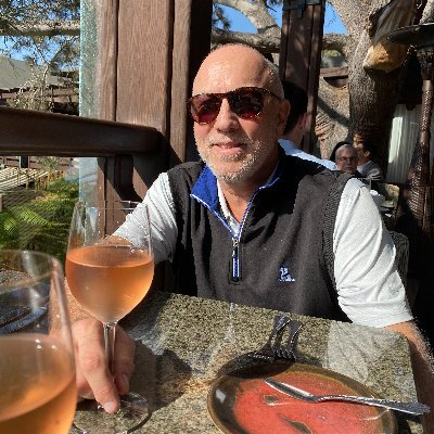 Mike is an experienced financial services executive. Managing Partner of Journey Strategic Wealth, a Registered Investment Advisor.