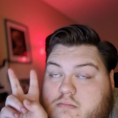 ythompy's profile picture. if I die submit my tweets to the smithsonian