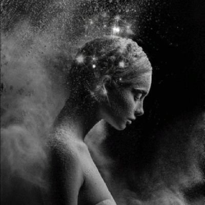 Sognatr10389767's profile picture. Sono una sognatrice! Mi piace vivere di ricordi e di parole dette