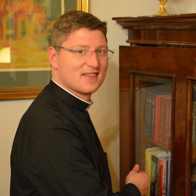Kapłan Archidiecezji Warszawskiej, Szef Fundacji