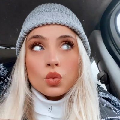 fatmagl17842273's profile picture. Cemresolmaz