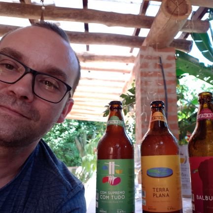 FaustoZ12's profile picture. Sociólogo de formação, boêmio por vocação, corinthiano de coração, ouvinte assíduo de mpb.