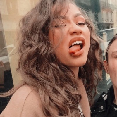 𝐭𝐡𝐞𝐫𝐞𝐟𝐨𝐫𝐞 𝐈 𝐡𝐚𝐯𝐞 𝐯𝐚𝐥𝐮𝐞 parody account not affiliated with zendaya or anything posted on here