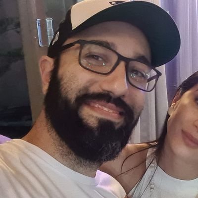 FNAlmeida's profile picture. Dev, Poker, Guitarra e Corinthians