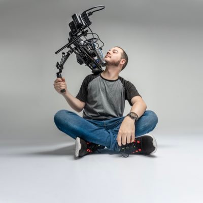 Film director - Animator Tengo la mala costumbre de sacar de quicio a la gente por gusto. Contacto: serson33@gmail.com