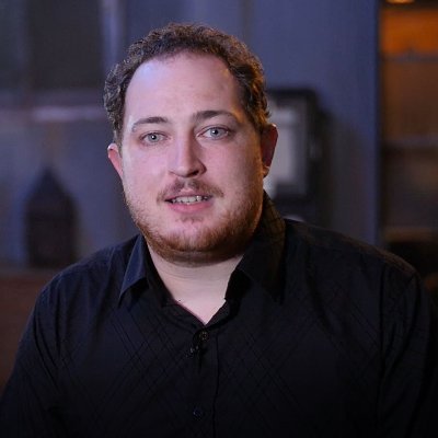 Maker of video games and the occasional video. Jesus is King!