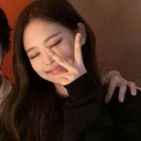 rosé⚘ (@blinkdarose) 's Twitter Profile