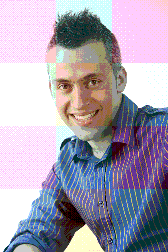 Commercial contracts lawyer. Sports,  retail and hospitality sector focus. All views are my own.