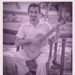 turinneto's profile picture. Músico, Cantor, Bohemio, Católico y Amigo, a sus órdenes