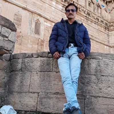 ॐ असतो मा सद्गमय।तमसो मा ज्योतिर्गमय।मृत्योर्मामृतं गमय ॥ॐ शान्ति शान्ति शान्तिः