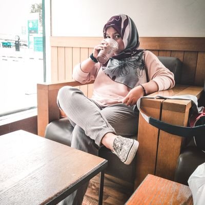 ezzahrants's profile image