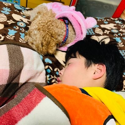 イケメンですねからのうなぎです(≧∇≦) ジフンくん、イジュンギさんも応援してます(^^)最近ソンガンくんかっこいいハマったな( ^ω^ )ロウンくん推しです( ˊ̱˂˃ˋ̱ )