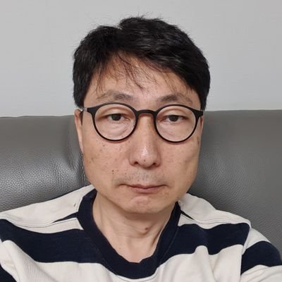 webanalyst5's profile picture. 정보화 사회의 변화를 데이터로 알아가기 원하는 조사전문가