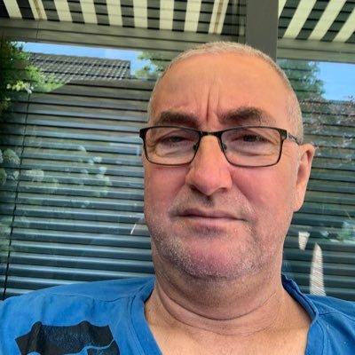 pwr2's profile picture. 💚💛 PVV