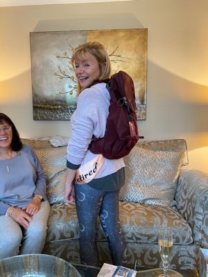 EllenDo70373804's profile picture. 