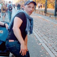 Steffen Roll (@rollsteffen) 's Twitter Profile Photo Steffen Roll (@rollsteffen) 's Twitter Profile Photo