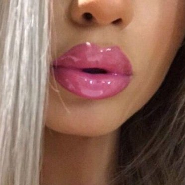 FoxxxAmy's profile picture. 