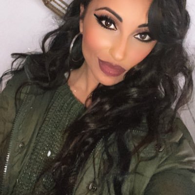 Melody39195989's profile picture. STRAY TRUE