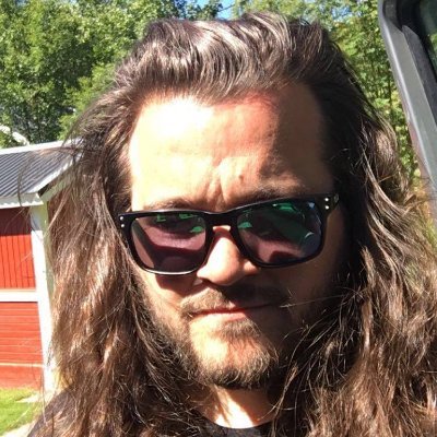 Lærer, siddis, historiker og memelord.