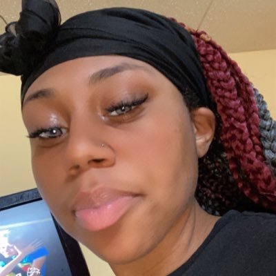 Bri2Icyy's profile picture. Grown Woman 😜