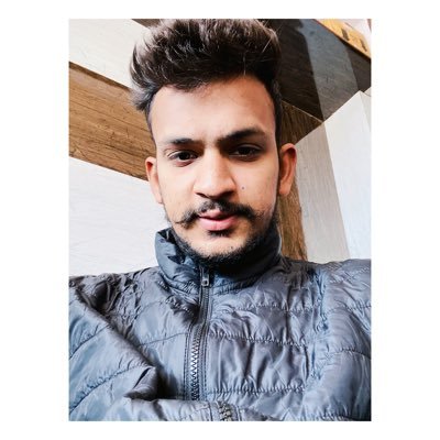 UjjwalJ32752744's profile picture. 