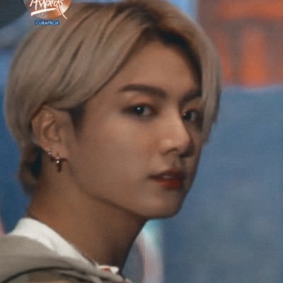 kXY8HlOrKdLdGK1's profile picture. Welcome to my world .✨
나는 당신이 걸작을 주셔서 감사합니다, 너란 존재가 예술이니까💜
Don’t think of anything. Don’t say anything, not even a word. Just give me a smile✨
