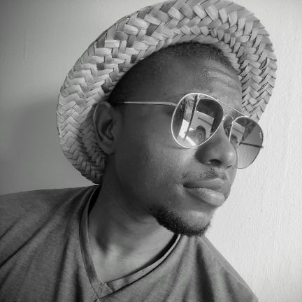 JuxAlick's profile picture. Software developer | Tech Enthusiast, Anime, GSW 🏀 and #COYS fan ⚽