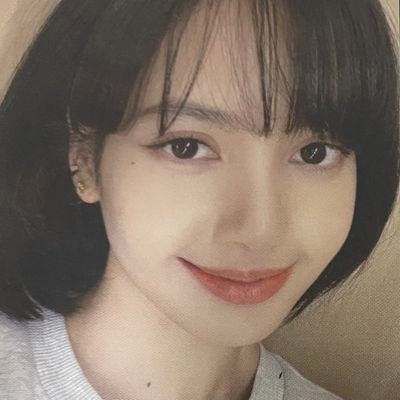 Lalisa 0327 On Twitter Teenvogue Lisainmyarea20 Ygofficialblink Yebbb Lalisa Manoban ë¸