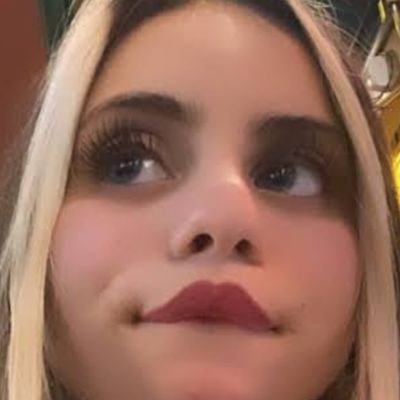 Eyll01820544's profile picture. 